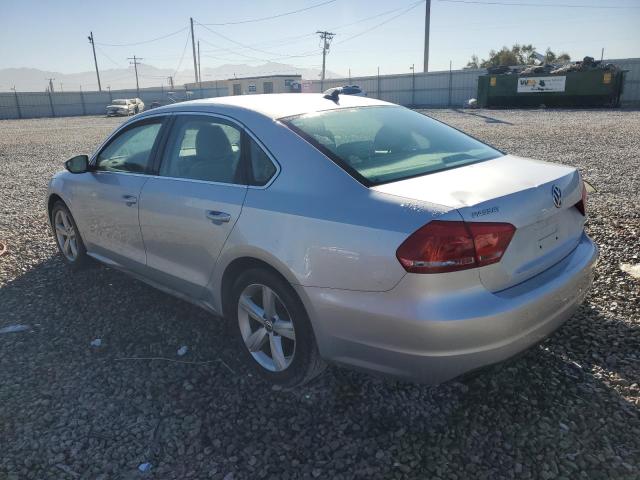 Photo 3 from auction – 2012 VOLKSWAGEN PASSAT SE with VIN 1VWBP7A38CC020549