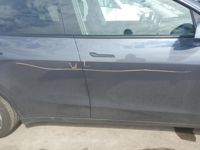 Photo 9 from auction – 2020 TESLA MODEL Y with VIN 5YJYGDEE3LF047555