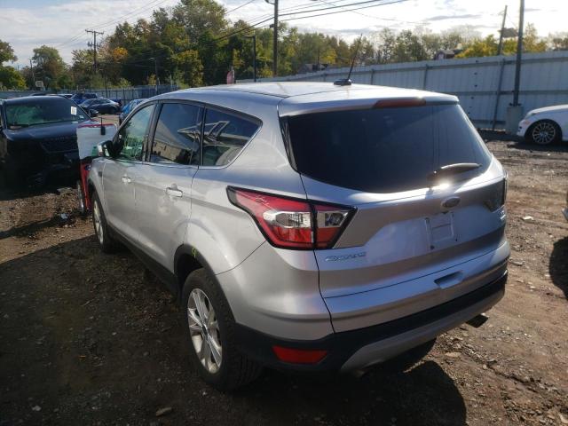 Photo 3 from auction – 2017 FORD ESCAPE SE with VIN 1FMCU9GDXHUB82773