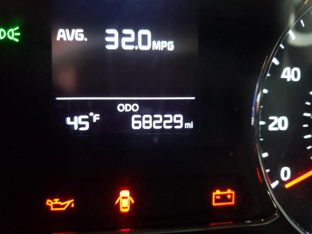 Photo 8 from auction – 2018 KIA FORTE LX with VIN 3KPFK4A75JE241651