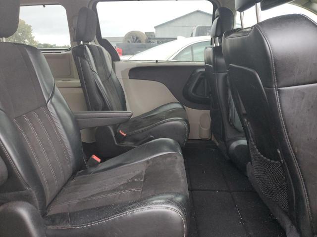 Photo 6 from auction – 2015 CHRYSLER TOWN & COU with VIN 2C4RC1JG7FR676380
