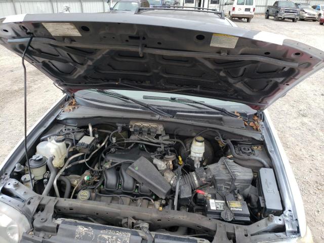 Photo 7 from auction – 2005 FORD ESCAPE XLT with VIN 1FMYU93155KB75481