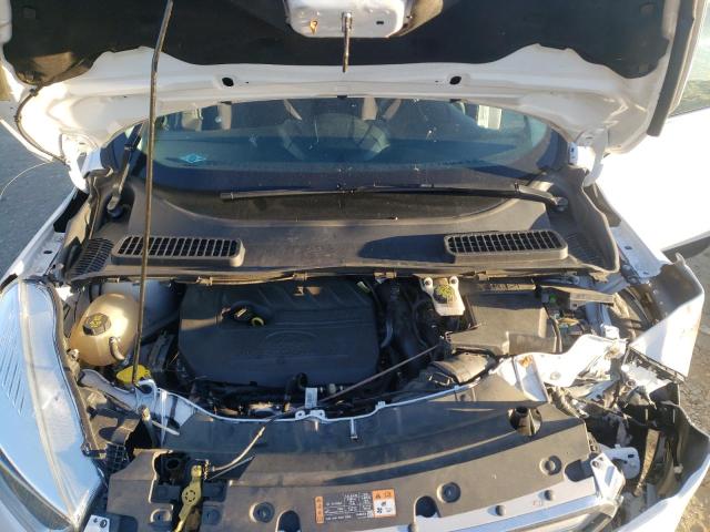 Photo 7 from auction – 2017 FORD ESCAPE SE with VIN 1FMCU9GD3HUD44565