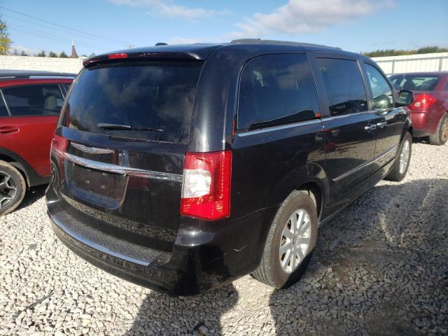Photo 4 from auction – 2016 CHRYSLER TOWN & COU with VIN 2C4RC1BG9GR305477