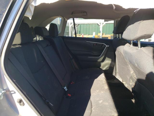 Photo 6 from auction – 2019 TOYOTA RAV4 LE with VIN JTMLWRFV6KD504311