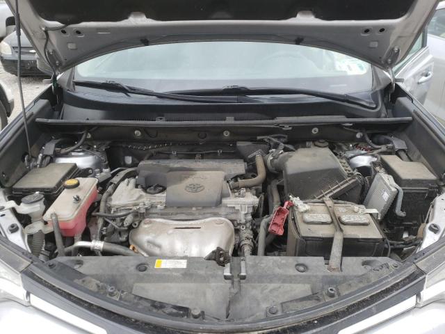 Photo 7 from auction – 2017 TOYOTA RAV4 LE with VIN 2T3BFREV4HW682730