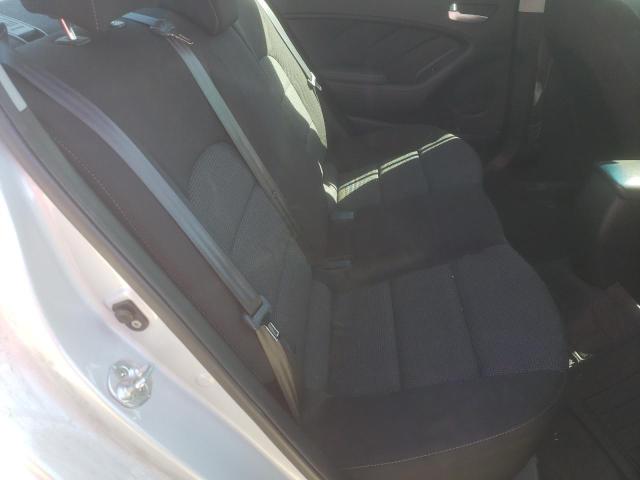 Photo 10 from auction – 2018 KIA FORTE LX with VIN 3KPFK4A70JE234316