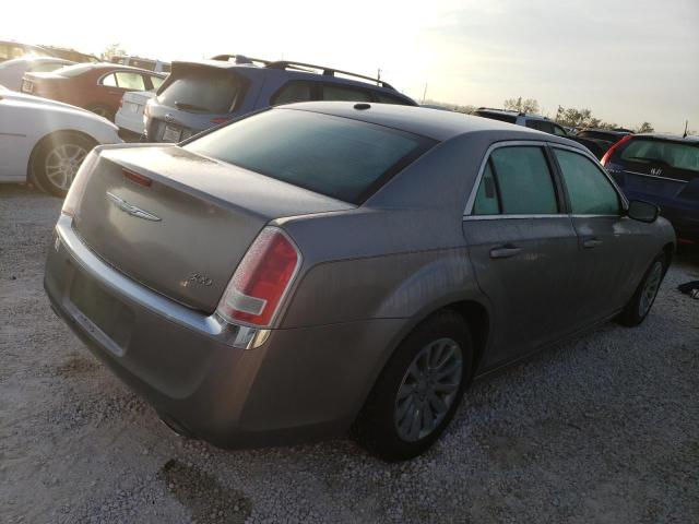 Photo 4 from auction – 2014 CHRYSLER 300 with VIN 2C3CCAAG1EH204996