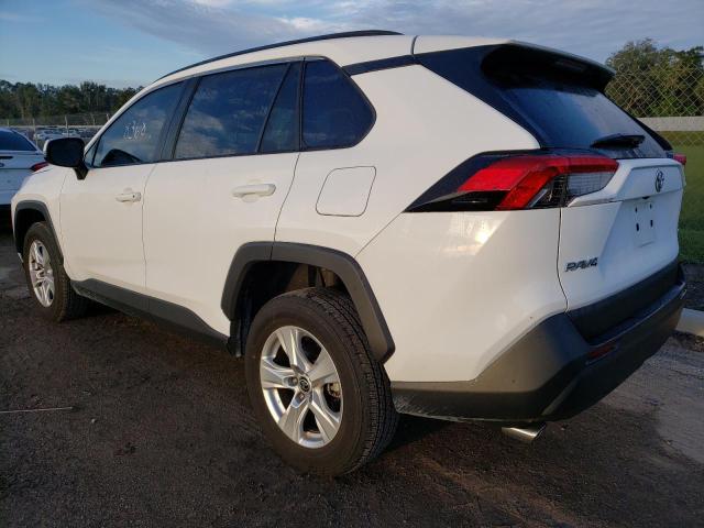 Photo 3 from auction – 2021 TOYOTA RAV4 XLE with VIN 2T3W1RFV2MC115099