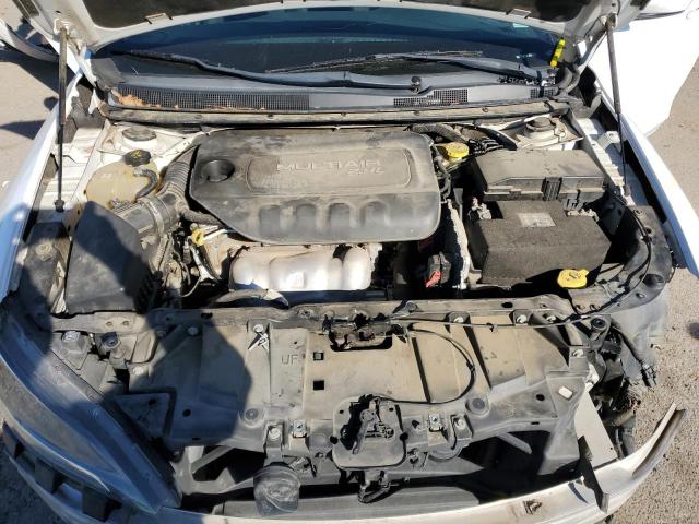 Photo 7 from auction – 2015 CHRYSLER 200 LIMITE with VIN 1C3CCCAB5FN603578