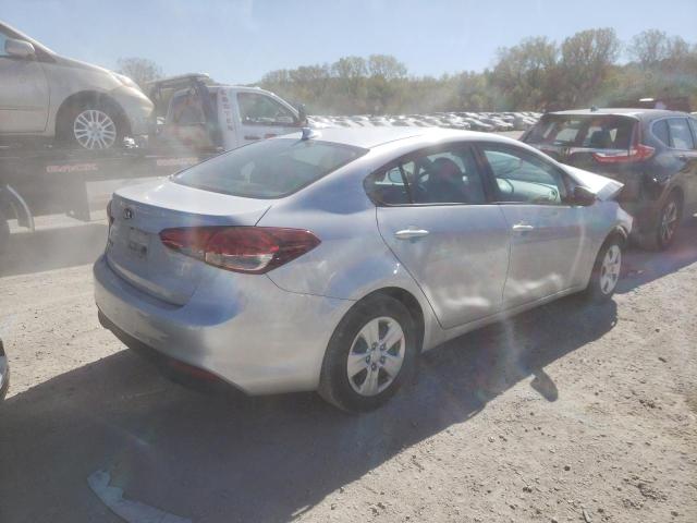 Photo 3 from auction – 2018 KIA FORTE LX with VIN 3KPFK4A70JE234316