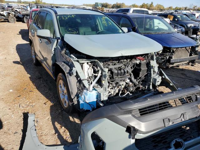 TOYOTA RAV4 XLE 2020 with VIN JTMP1RFV7LD054931 - Photo from auction