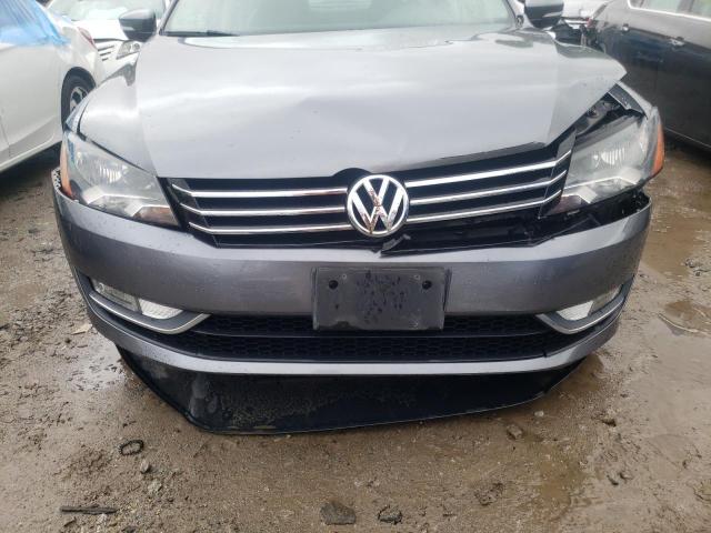 Photo 9 from auction – 2015 VOLKSWAGEN PASSAT S with VIN 1VWAT7A37FC075411
