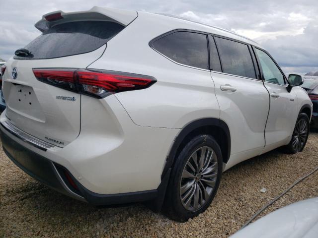 Photo 4 from auction – 2021 TOYOTA HIGHLANDER with VIN 5TDEBRCH9MS040358