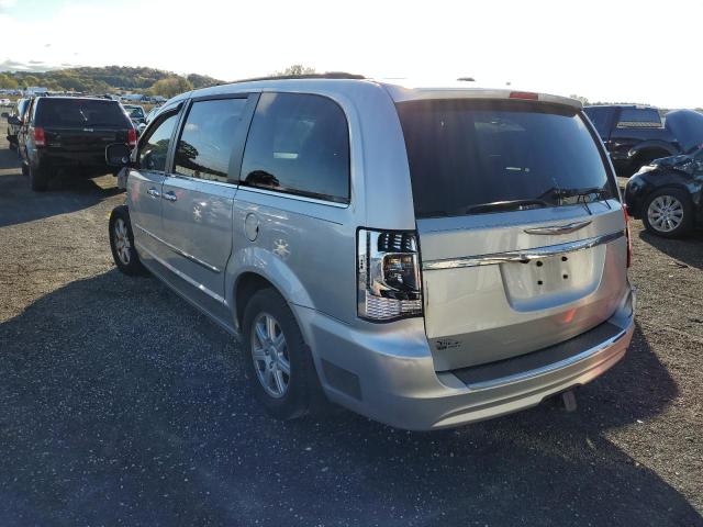 Photo 3 from auction – 2012 CHRYSLER TOWN & COU with VIN 2C4RC1BG0CR338670