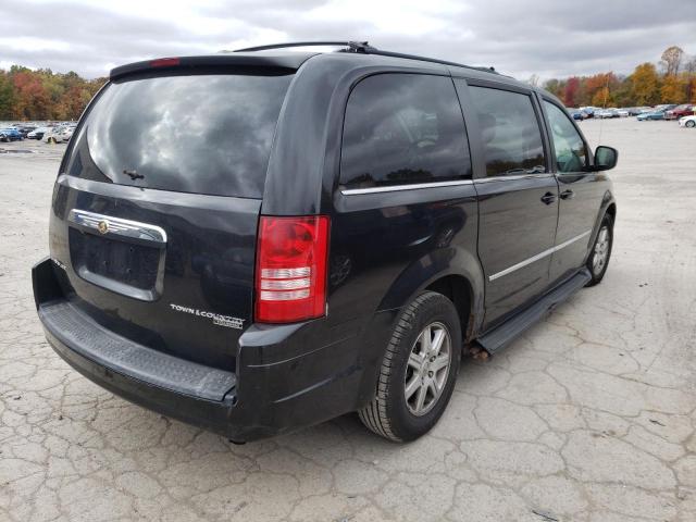 Photo 4 from auction – 2010 CHRYSLER TOWN & COU with VIN 2A4RR5D16AR151973