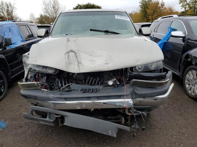 Photo 9 from auction – 2001 CHEVROLET SUBURBAN with VIN 3GNFK16T01G105847