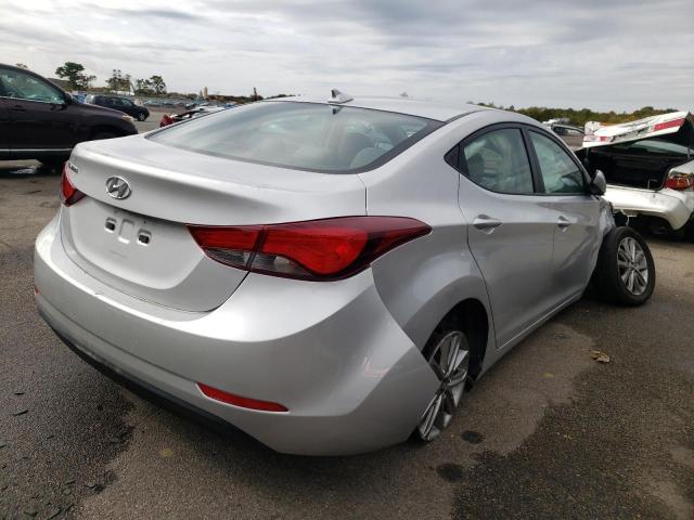 Photo 4 from auction – 2016 HYUNDAI ELANTRA SE with VIN 5NPDH4AE2GH718917
