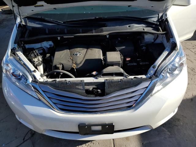 Photo 7 from auction – 2017 TOYOTA SIENNA XLE with VIN 5TDDZ3DC5HS178458