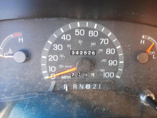 Photo 8 from auction – 2001 FORD ECONOLINE with VIN 1FBSS31S71HB53308