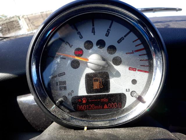 Photo 8 from auction – 2007 MINI COOPER with VIN WMWMF33517TU63635
