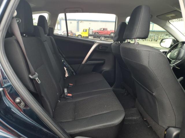 Photo 6 from auction – 2018 TOYOTA RAV4 LE with VIN JTMZFREV2JJ204020