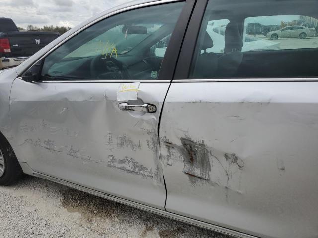 Photo 10 from auction – 2014 TOYOTA CAMRY L with VIN 4T1BF1FK4EU440255