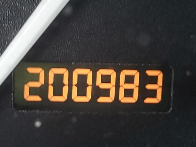 Photo 8 from auction – 2002 SATURN SC1 with VIN 1G8ZP12802Z189656