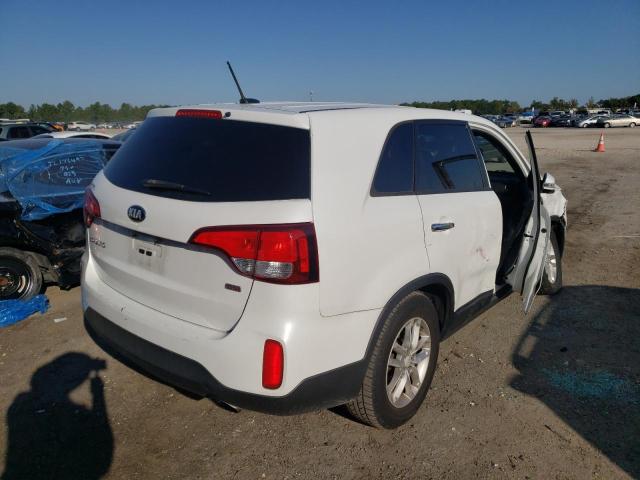 Photo 4 from auction – 2015 KIA SORENTO LX with VIN 5XYKT3A62FG642145