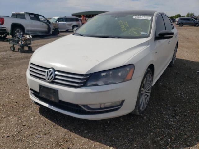 Photo 2 from auction – 2015 VOLKSWAGEN PASSAT SE with VIN 1VWBS7A35FC021127