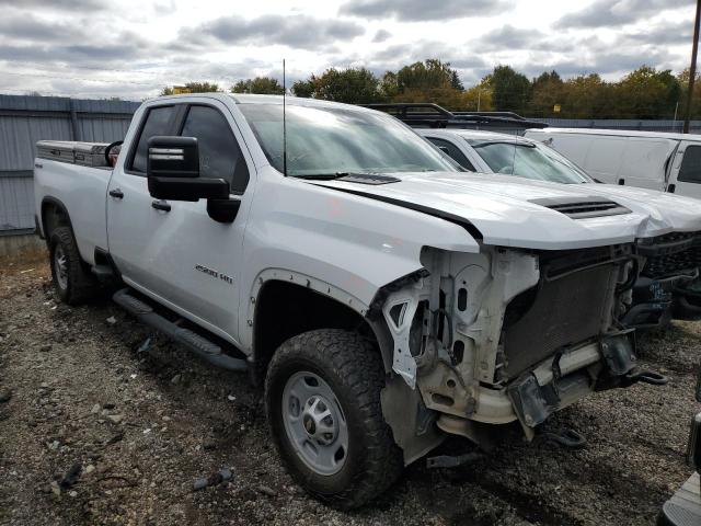 CHEVROLET SILVERADO 2020 with VIN 1GC5YLE7XLF216221 - Photo from auction