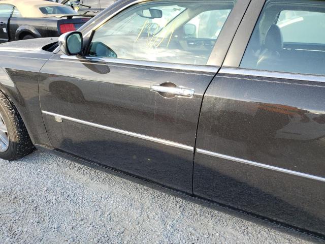 Photo 9 from auction – 2010 CHRYSLER 300C with VIN 2C3CK6CT1AH129107