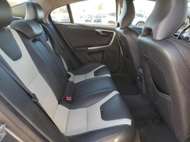 Photo 6 from auction – 2016 VOLVO S60 CROSS with VIN YV4612UM6G2000483