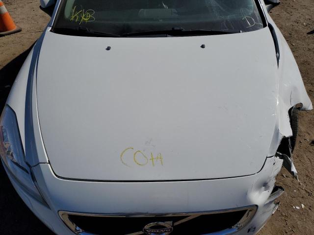 Photo 7 from auction – 2013 VOLVO C70 T5 with VIN YV1672MCXDJ142646