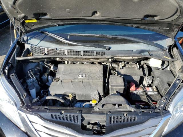 Photo 7 from auction – 2014 TOYOTA SIENNA XLE with VIN 5TDYK3DC7ES468783
