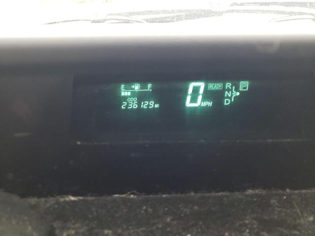 Photo 8 from auction – 2005 TOYOTA PRIUS with VIN JTDKB20U457037259