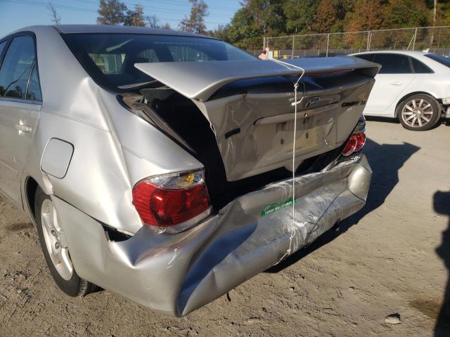 Photo 9 from auction – 2005 TOYOTA CAMRY LE with VIN 4T1BE32K35U964503
