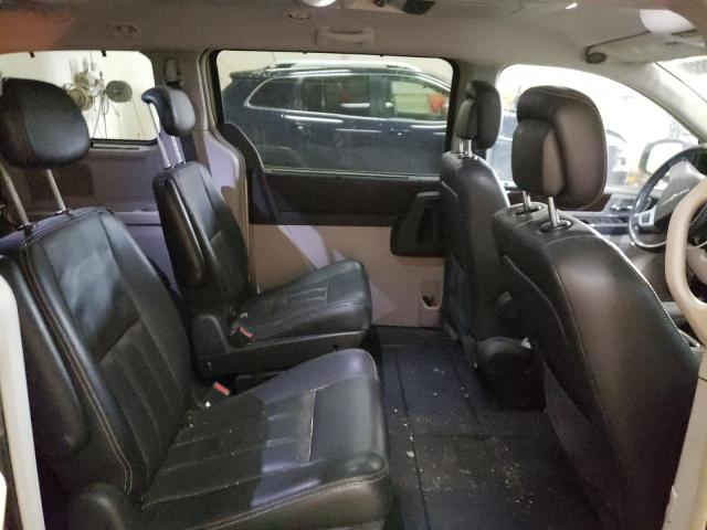 Photo 6 from auction – 2010 CHRYSLER TOWN & COU with VIN 2A4RR8DX7AR368129