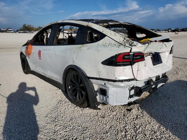 Photo 3 from auction – 2022 TESLA MODEL X with VIN 7SAXCBE68NF341544