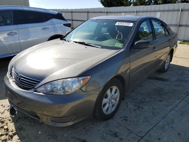 Photo 2 from auction – 2005 TOYOTA CAMRY LE with VIN 4T1BF32K35U620926