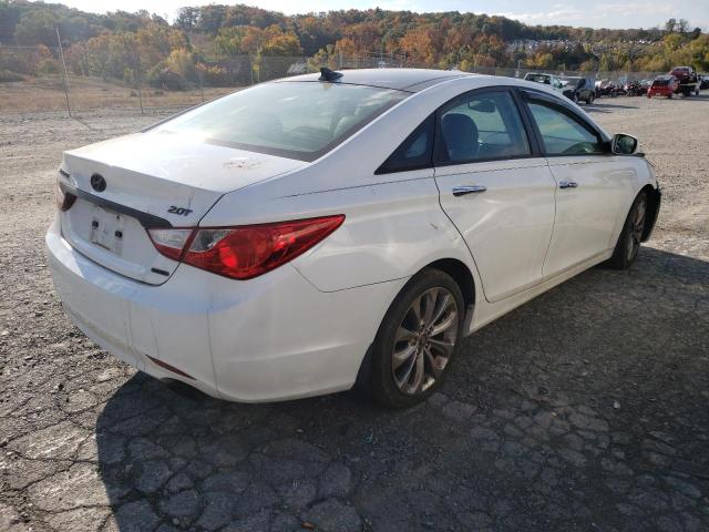 Photo 4 from auction – 2013 HYUNDAI SONATA SE with VIN 5NPEC4AB0DH547654