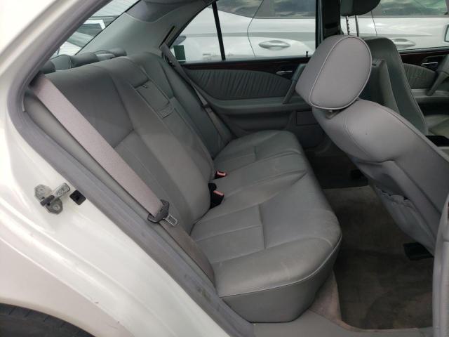 Photo 6 from auction – 1999 MERCEDES-BENZ E 320 with VIN WDBJF65H5XA951236