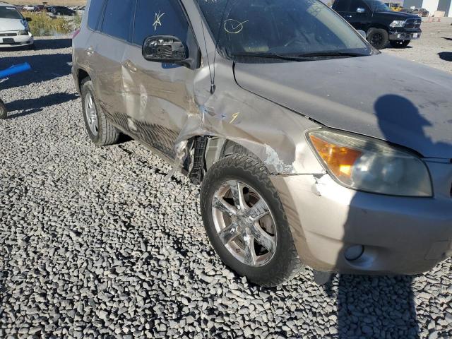 Photo 9 from auction – 2006 TOYOTA RAV4 LIMIT with VIN JTMBD31V766018199