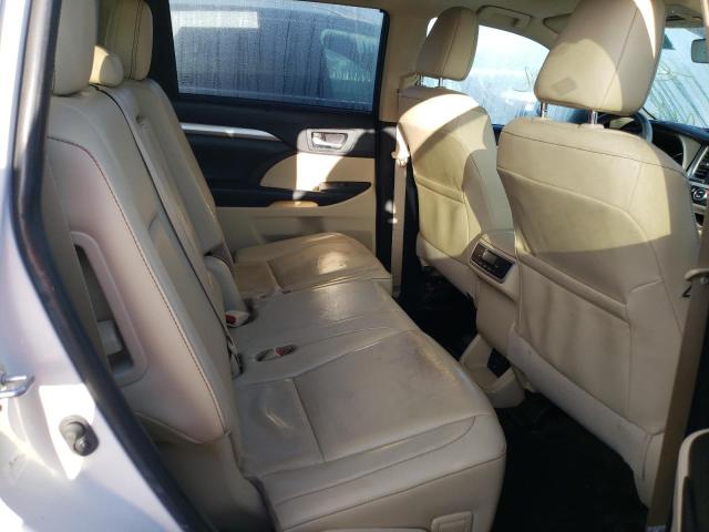 Photo 6 from auction – 2019 TOYOTA HIGHLANDER with VIN 5TDKZRFH2KS301966