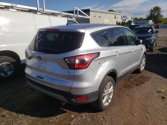 Photo 4 from auction – 2017 FORD ESCAPE SE with VIN 1FMCU9GDXHUB82773