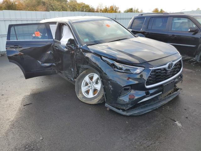 TOYOTA HIGHLANDER 2022 with VIN 5TDBZRBH1NS583804 - Photo from auction