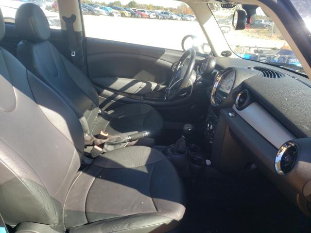 Photo 5 from auction – 2011 MINI COOPER with VIN WMWSU3C55BT092128