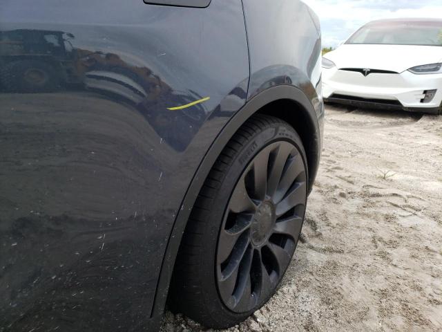 Photo 9 from auction – 2022 TESLA MODEL Y with VIN 7SAYGDEF2NF376827