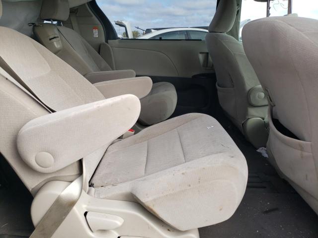 Photo 6 from auction – 2015 TOYOTA SIENNA LE with VIN 5TDKK3DC1FS578977