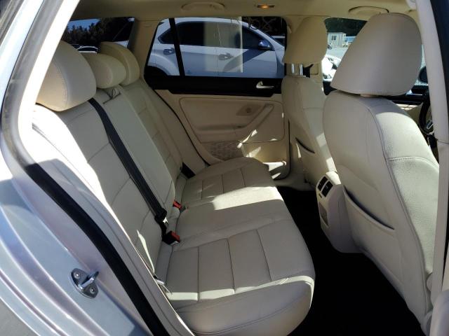 Photo 6 from auction – 2011 VOLKSWAGEN JETTA S with VIN 3VWPZ7AJ6BM625505
